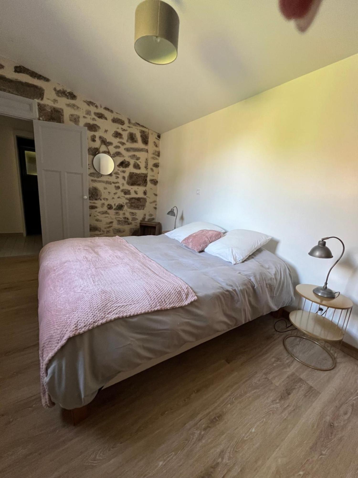 La Remise 4 Etoiles Villa Saint-Hilaire-de-Mortagne Екстериор снимка